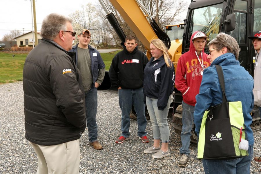 Students Consider Careers in Excavation
